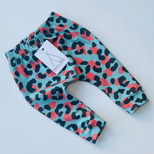 Pre-Made, Red/Green Leopard Harem Leggings, 18-25Months (Immediate Dispatch)